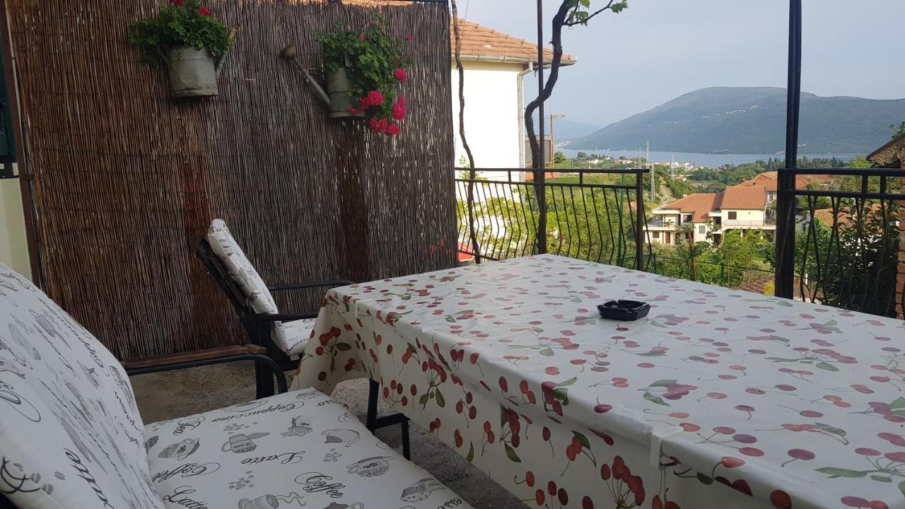 Apartment Lidija Herceg Novi Ngoại thất bức ảnh