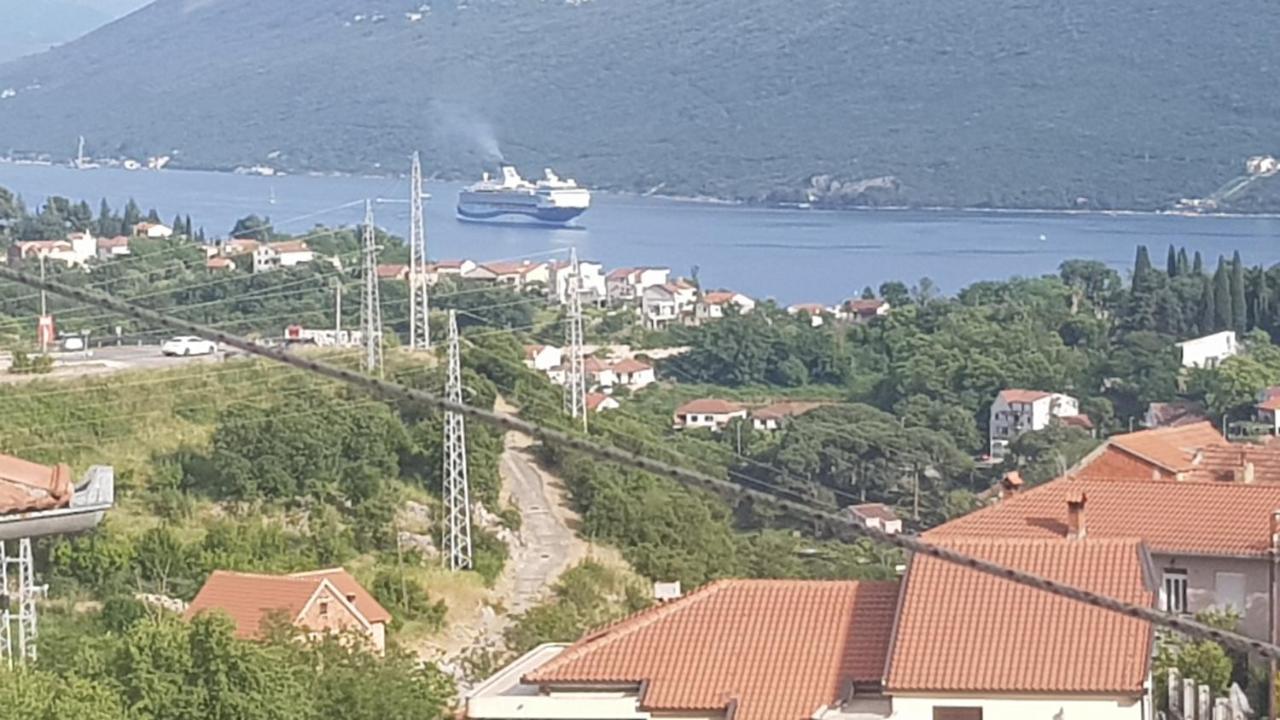 Apartment Lidija Herceg Novi Ngoại thất bức ảnh